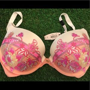 Victoria’s Secret Fabulous Push up bra 36C